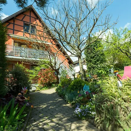 Domaine Bleesz Bed & Breakfast
