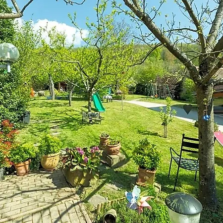 Du Vigneron - Domaine Léon Bleesz Bed & Breakfast 3*