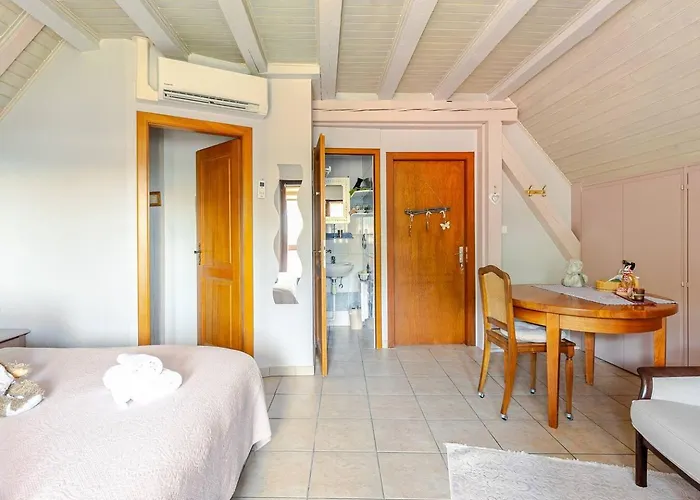 Bed & Breakfast Du Vigneron - Domaine Leon Bleesz